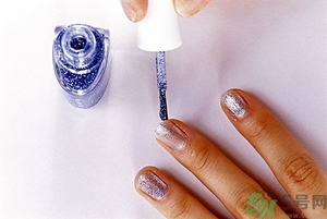 指甲油為什么容易掉？指甲油怎么涂不容易掉？