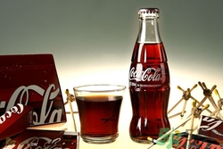 可樂隔夜還能喝嗎?隔夜的可樂喝了會(huì)怎么樣