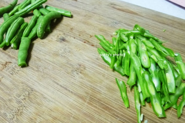 豆角隔夜還能吃嗎？隔夜的豆角能吃嗎？