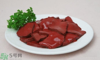 做完手術(shù)可以吃豬血嗎？手術(shù)后可以吃豬血嗎？