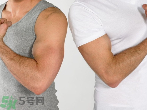 手臂上有很多小疙瘩怎么消除?手臂上長了小疙瘩怎么辦 手臂上有很多小疙瘩怎么消除?手臂上長了小疙瘩怎么辦