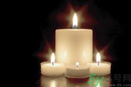 滴蠟對身體有傷害嗎？滴蠟是什么感覺？