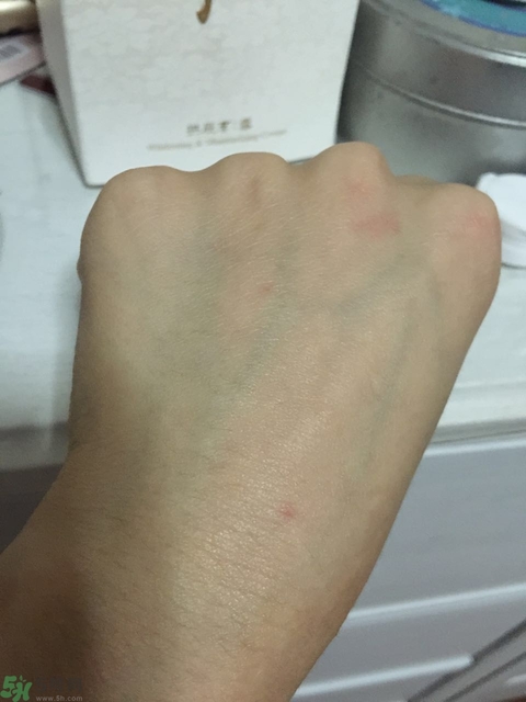 whoo后美白膏真假辨別對比圖 whoo后美白膏真假辨別對比圖