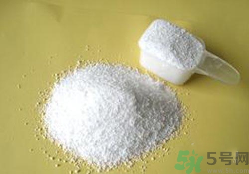 用洗衣粉手發(fā)熱是怎么回事？洗衣粉傷手怎么辦？