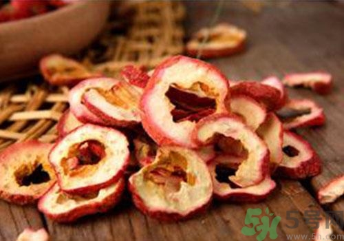 吃山楂片會上火嗎？上火可以吃山楂片嗎？