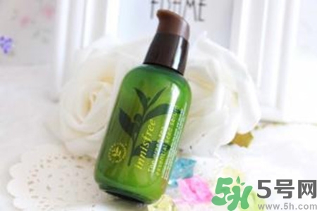 悅詩風(fēng)吟小綠瓶用法 悅詩風(fēng)吟小綠瓶怎么用？