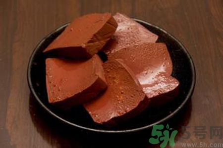 寶寶可以吃豬血嗎？寶寶多大可以吃豬血？