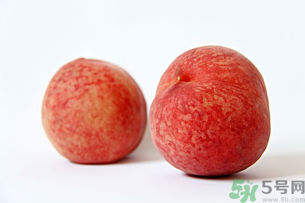 桃子裂口是什么原因？表面有裂口的桃子能吃嗎？