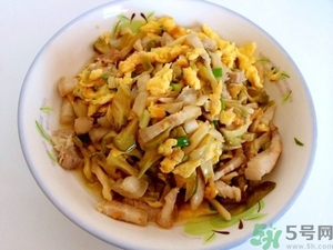 如何自制榨菜？新鮮榨菜怎么吃？