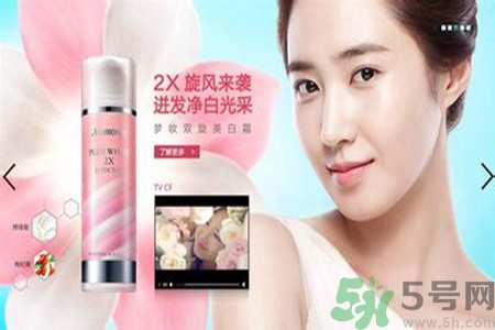 悅詩風(fēng)吟和夢妝哪個好？悅詩風(fēng)吟和夢妝分別適合什么年齡膚質(zhì)？