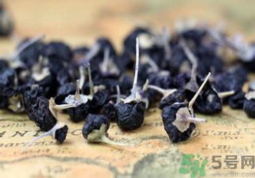 吃黑枸杞有什么好處？吃黑枸杞有什么壞處？