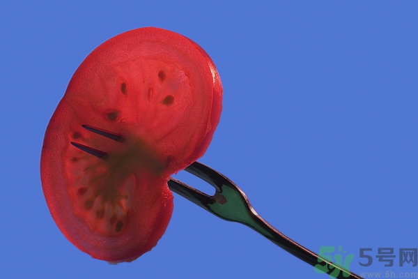 番茄和檸檬一起吃好嗎？番茄和檸檬榨汁好喝嗎？