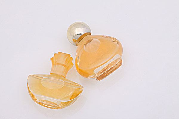 香水能掩蓋狐臭嗎？香水可以除狐臭嗎？