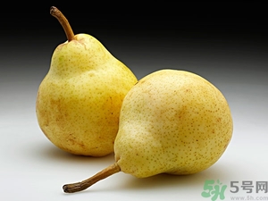 梨子是涼性水果嗎？上火吃梨子有用嗎？
