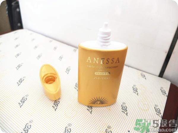 安耐曬為什么那么稀？安耐曬是水狀液體的嗎？