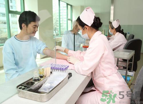 獻(xiàn)血后可以洗澡嗎？抽血后可以洗澡嗎？