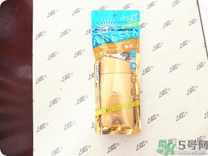 安耐曬為什么那么??？安耐曬是水狀液體的嗎？