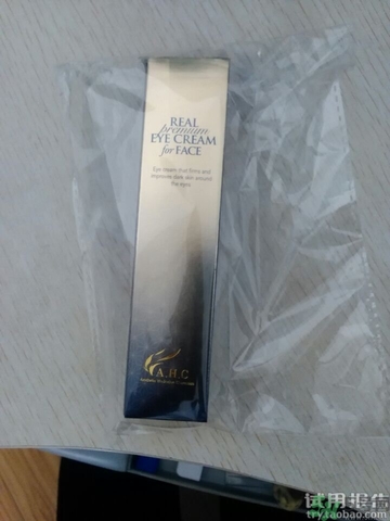 ahc第四代眼霜適合什么年齡?ahc第四代眼霜的功效與作用 ahc第四代眼霜適合什么年齡?ahc第四代眼霜的功效與作用