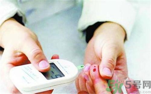 測(cè)血糖可以吃早餐嗎？測(cè)血糖可不可以吃早餐？