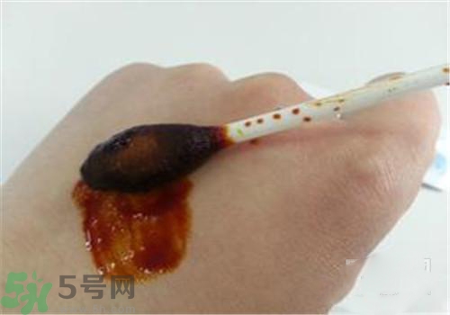 碘伏和碘酒哪個好？碘伏和碘酒有什么區(qū)別？