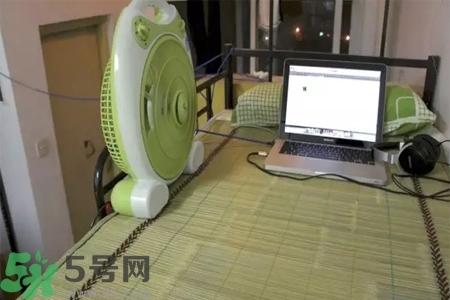 夏天睡涼席好嗎？夏天睡涼席好不好？