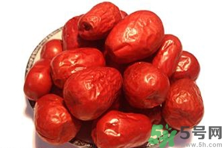 夏天濕氣重吃什么好？夏天濕氣重不能吃什么？