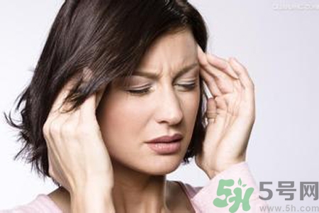 女人濕氣重的癥狀有哪些？女人濕氣重有什么表現(xiàn)？