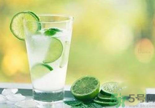 雪碧和可樂(lè)哪個(gè)對(duì)身體的危害更大？雪碧和可樂(lè)哪個(gè)好？