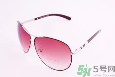 太陽鏡什么材質(zhì)好？太陽鏡什么材質(zhì)的鏡片好？