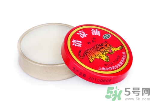 清涼油可以涂在肛門處嗎?清涼油涂在肛門處是什么感覺 清涼油可以涂在肛門處嗎?清涼油涂在肛門處是什么感覺