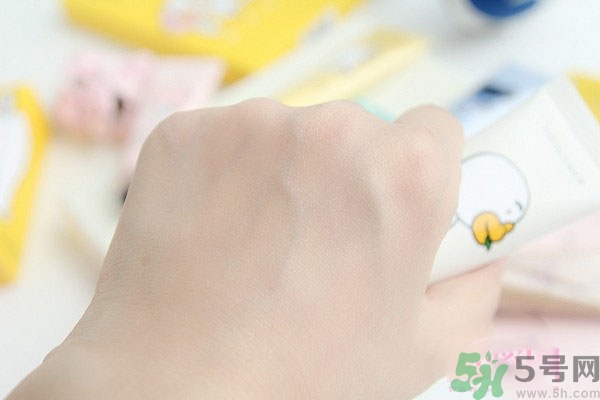 菲詩小鋪Kakao護(hù)手霜怎么樣？菲詩小鋪Kakao卡通護(hù)手霜好用嗎？