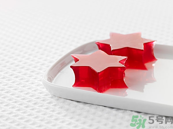 果凍吃了會(huì)胖嗎？果凍的熱量高嗎？
