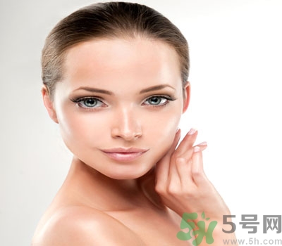 夏季流汗臉癢怎么回事？夏季臉癢怎么辦？