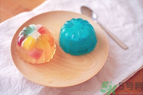 果凍吃多了會怎么樣?果凍吃多了有什么危害 果凍吃多了會怎么樣?果凍吃多了有什么危害