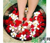 夏天泡腳好嗎？夏天用什么泡腳最好？