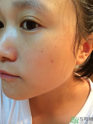 fibroin面膜多少錢一貼?泰國(guó)fibroin面膜價(jià)格 fibroin面膜多少錢一貼?泰國(guó)fibroin面膜價(jià)格