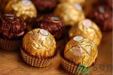 巧克力可以和雞蛋一起吃嗎?巧克力能和雞蛋同吃嗎? 巧克力可以和雞蛋一起吃嗎?巧克力能和雞蛋同吃嗎?