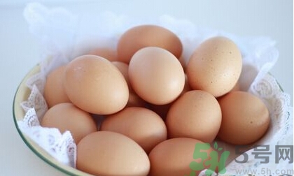 巧克力可以和雞蛋一起吃嗎?巧克力能和雞蛋同吃嗎? 巧克力可以和雞蛋一起吃嗎?巧克力能和雞蛋同吃嗎?