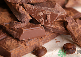 巧克力可以和西瓜一起吃嗎?巧克力能和西瓜同吃嗎? 巧克力可以和西瓜一起吃嗎?巧克力能和西瓜同吃嗎?