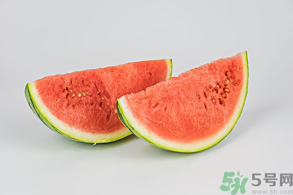 西瓜沒熟透可以吃嗎？西瓜不好吃怎么做好吃？