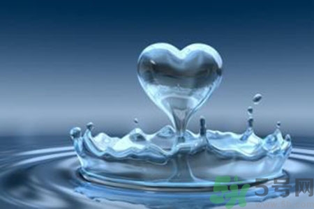 為什么喝水會惡心？喝水有時感覺惡心是怎么回事？