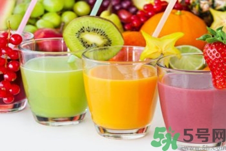 鮮榨果汁的做法？鮮榨果汁有哪些功效？