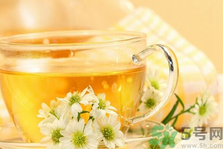 用菊花可以去黑眼圈嗎？用菊花有效去除黑眼圈的步驟？