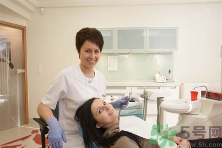 牙齒矯正的最佳年齡是什么時候？矯正牙齒有年齡限制嗎？