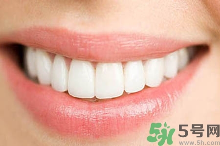 美白牙齒的方法有哪些？美白牙齒有哪些方法？