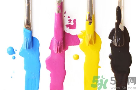 手上有油漆怎么洗？油漆沾到衣服上怎么洗？