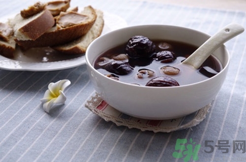 紅棗桂圓枸杞可以一起泡水嗎?紅棗桂圓枸杞泡水喝的功效 紅棗桂圓枸杞可以一起泡水嗎?紅棗桂圓枸杞泡水喝的功效