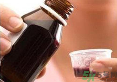 藿香正氣水可以空腹喝嗎？喝藿香正氣水的注意事項？