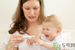 夏天寶寶發(fā)燒可以吹空調(diào)嗎？夏天寶寶發(fā)燒可以開空調(diào)嗎？