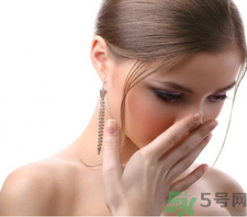 嘴巴苦是怎么回事？嘴巴苦怎么辦？